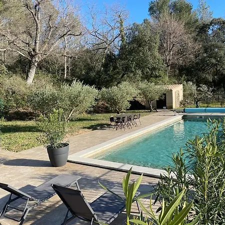 Couette-café Dependance Cosy Avec Petit Dejeuner Entre Gordes Et L'isle Sur La Sorgue